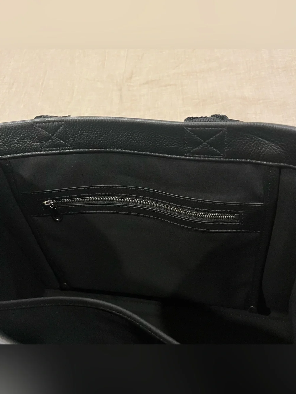 $2290 Balenciaga 2-Way Paris Logo Leather Weekend Tote Bag